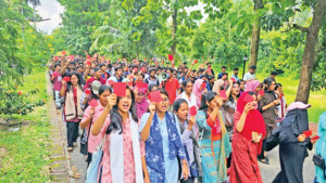 উপাচার্য অপসারণে চুয়েটে ছাত্রদলের  ‘রাজনীতি’