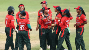 নারী ক্রিকেটে হঠাৎ অস্থিরতা