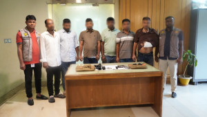 ডিবি পরিচয়ে ডাকাতির প্রস্তুতি, খেলনা পিস্তলসহ গ্রেপ্তার ৬