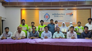 ঠাকুরগাঁওয়ে বিজ্ঞান বিতর্ক উৎসবে চ্যাম্পিয়ন সরকারি বালিকা উচ্চ বিদ্যালয়