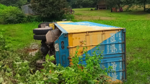 গাজীপুরে কার্ভানভ্যান-অটোরিকশার সংঘর্ষে নিহত ৩