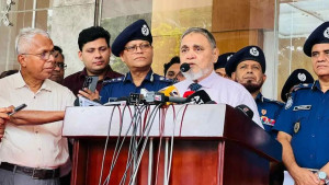 স্থানীয় নির্বাচনে পুলিশকে বেআইনি নির্দেশনা দেবে না ইসি: সিইসি