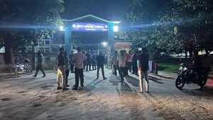 ছাত্রদল নেতার মোটরসাইকেল আটকের জেরে এসপি কার্যালয় ঘেরাও