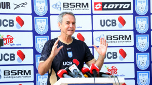 ‘নাম্বার নাইন’ খুঁজছেন ডুলি