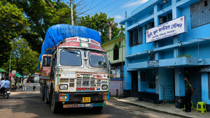 ধর্মঘট প্রত্যাহার, ৫ দিন পর সচল হিলি স্থলবন্দর