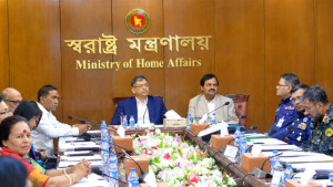 দুর্গাপূজায় ২৪ ঘণ্টা মনিটরিং ব্যবস্থা থাকবে: স্বরাষ্ট্রমন্ত্রী