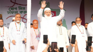 আট দফা যেকোনো সময় এক দফায় পরিণত হতে পারে: জামায়াত আমির