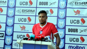 ডুলির ‘অবাস্তব’ দেয়ালে জামালের স্বপ্ন