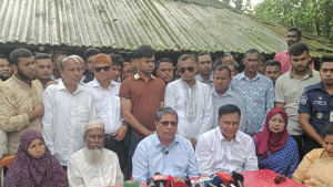 আবু সাঈদের বাড়ি ও কবরস্থানের উন্নয়নে এক কোটি টাকা দেওয়া হবে: মীর শাহে আলম