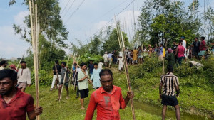 নাসিরনগরে পুকুরের জমি নিয়ে সংঘর্ষে যুবক নিহত, আহত ৫৫