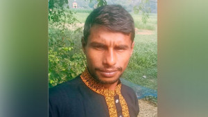 পাবনায় কিশোর হত্যার ঘটনায় যুবক গ্রেপ্তার, ছিনতাই হওয়া ভ্যান উদ্ধার