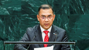যুক্তরাষ্ট্র সফর শেষে দেশে ফিরেছেন প্রধানমন্ত্রী
