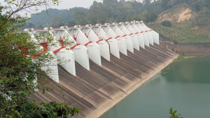 আটদিন পর বন্ধ করা হলো কাপ্তাই বাঁধের জলকপাট