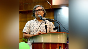 চট্টগ্রাম বিশ্ববিদ্যালয়ে শিক্ষকসহ বহিষ্কার ৩