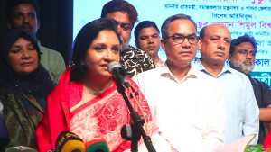 ঐক্যবদ্ধ থাকলে ফ্যাসিবাদী শক্তি মাথা তুলে দাঁড়াতে পারবে না: পুতুল