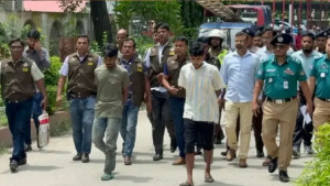 রংপুরে একই পরিবারের চার সদস্যকে হত্যাকাণ্ডের ঘটনায় সিদ্ধার্থ-মুগ্ধকে জেলগেটে জিজ্ঞাসাবাদ
