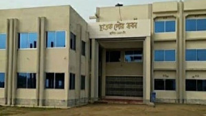 ছাতক পৌরসভায় স্থায়ী সচিব না থাকায় বাড়ছে ভোগান্তি