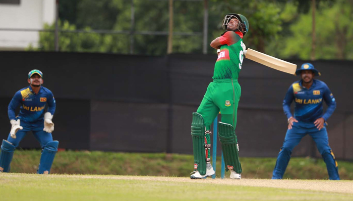 শ্রীলংকায় কষ্টের জয় মিঠুনদের শ্রীলংকায় কষ্টের জয় মিঠুনদের