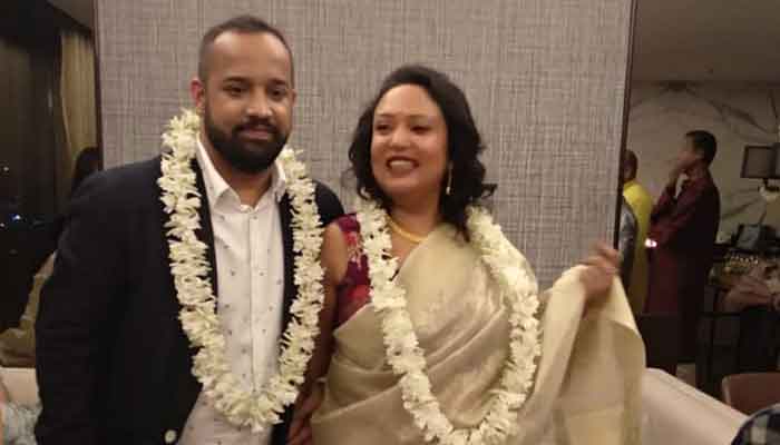 কলকাতার গায়ককে বিয়ে করলেন নাসির উদ্দীন ইউসুফের মেয়ে কলকাতার গায়ককে বিয়ে করলেন নাসির উদ্দীন ইউসুফের মেয়ে