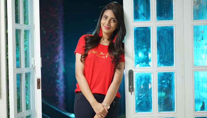 জোয়ারে গা ভাসাব না: মিম জোয়ারে গা ভাসাব না: মিম