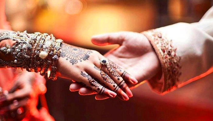 টাঙ্গাইলে স্ত্রীকে তালাক দিয়ে শাশুড়িকে বিয়ে টাঙ্গাইলে স্ত্রীকে তালাক দিয়ে শাশুড়িকে বিয়ে