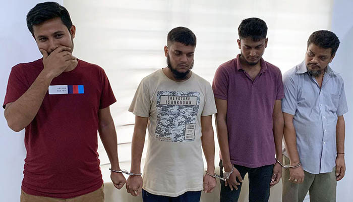 চোরাই মোবাইলের মামা-ভাগিনা সিন্ডিকেট