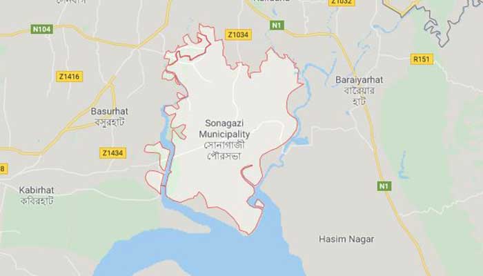 বিদ্যালয়ের কমিটি গঠন নিয়ে শিক্ষা কর্মকর্তার সঙ্গে আ’লীগ নেতার হাতাহাতি
