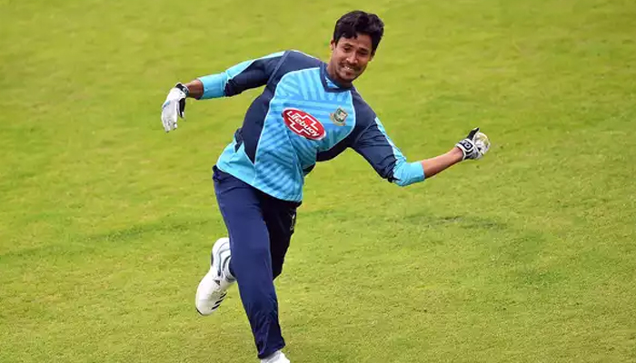 মুস্তাফিজকে ফিটনেস নিয়ে তাগাদা