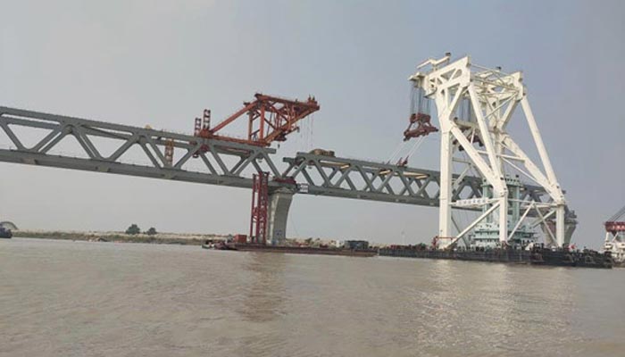 দৃশ্যমান হলো পদ্মা সেতুর ২২৫০ মিটার