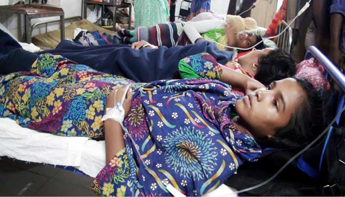 বোদায় বিয়ের দাওয়াত খেয়ে ৬০ জন হাসপাতালে