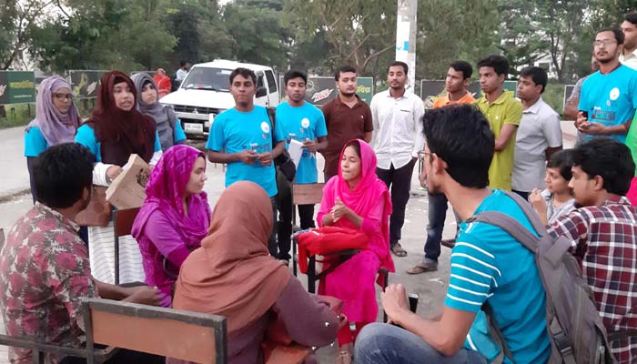 ল্যাঙ্গুয়েজ লীগ উপলক্ষে রংপুরে সুহৃদের প্রচারাভিযান