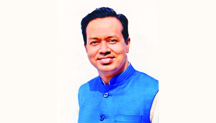 ধরাছোঁয়ার বাইরে সম্রাট ও খালেদের 'ক্যাশিয়ার' মাকসুদ