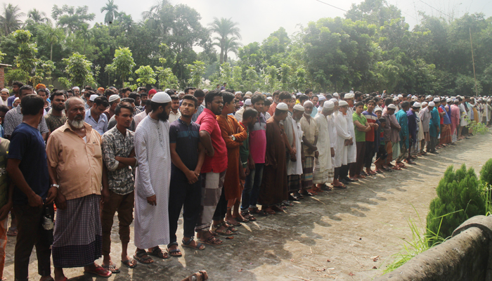 আবরারের দাফন সম্পন্ন