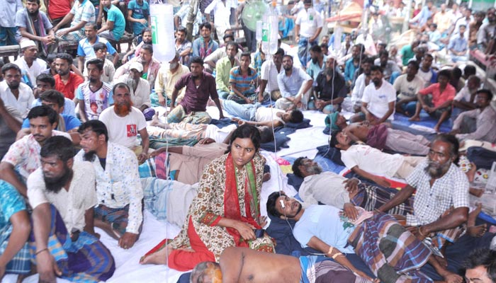 বরিশালে অনশন ভাঙলেন রিকশা শ্রমিকরা
