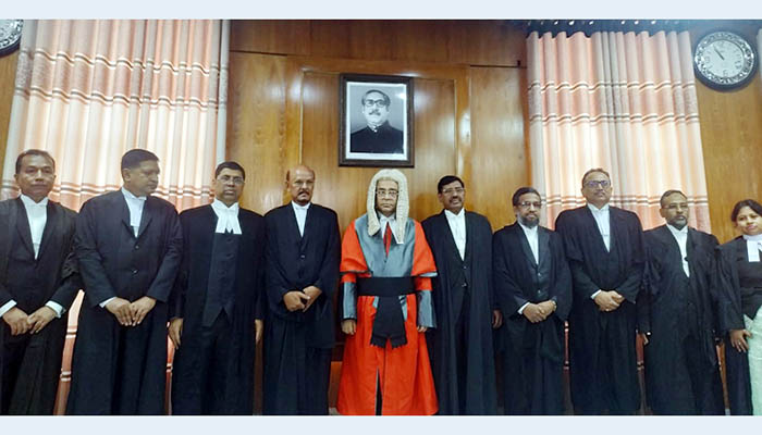 শপথ নিলেন হাইকোর্টের ৯ বিচারপতি