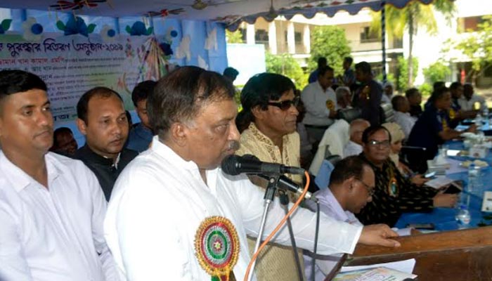 সোশ্যাল মিডিয়ার মাধ্যমেই উত্থান ঘটেছিল জঙ্গিবাদের: স্বরাষ্ট্রমন্ত্রী
