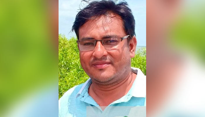ঘুষের টাকাসহ মহেশখালীতে কানুনগো গ্রেফতার