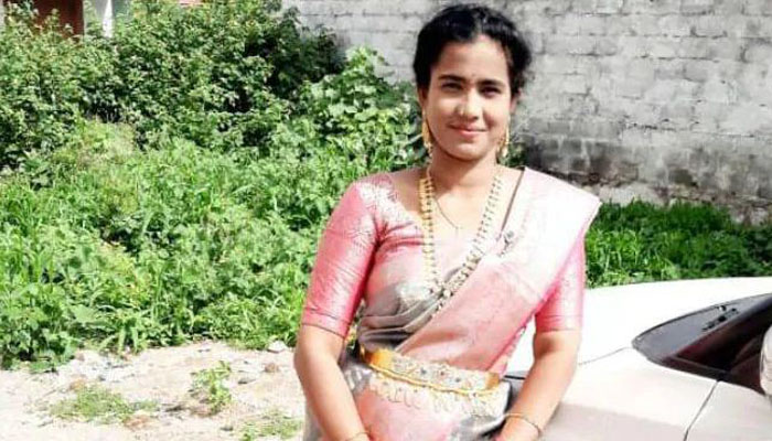 প্রেমিকের সহযোগিতায় মা’কে খুন