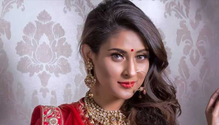 আমি কেবল একজন মানুষের হাত ধরেছি: মেহ্জাবিন