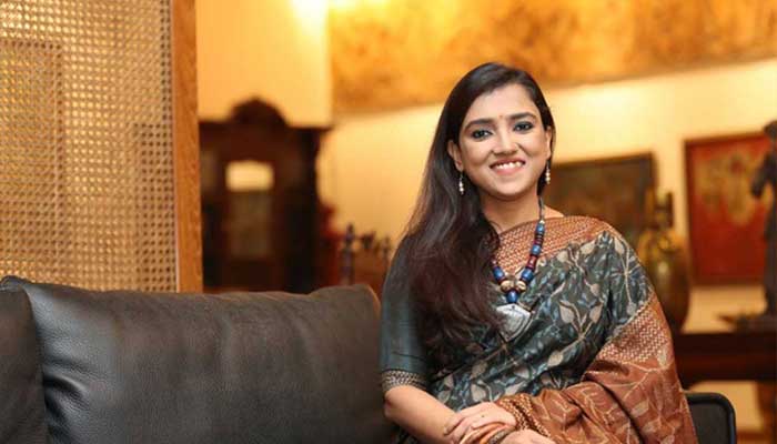নবনীতার লোকগানের ভিডিও