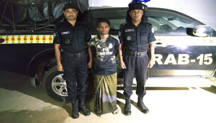 কক্সবাজারে ৪০ কোটি টাকার ইয়াবাসহ রোহিঙ্গা যুবক আটক
