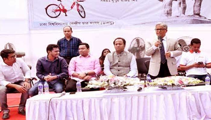 ছাত্রলীগের পদ হারানোর এক মাস পর ডাকসুর অনুষ্ঠানে রাব্বানী