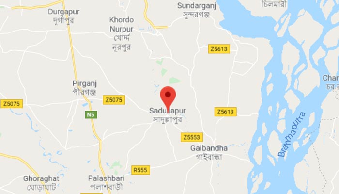 মাছ ধরতে গিয়ে বিদ্যুতের তারে জড়িয়ে চাচা-ভাতিজার মৃত্যু