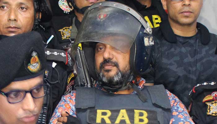 সম্রাটের 'বুকে ব্যথা', নেওয়া হলো হৃদরোগ ইনস্টিটিউটে