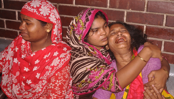 বেলুন কিনতে যাওয়াই কাল হলো ৬ শিশুর