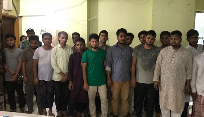 চট্টগ্রামে ককটেলসহ শিবিরের ১৮ নেতাকর্মী গ্রেফতার
