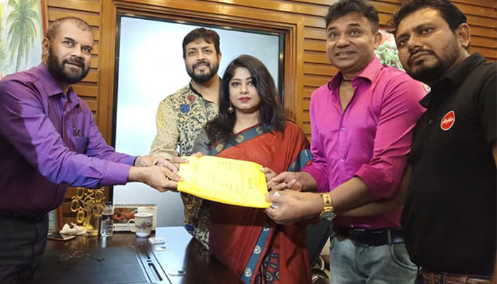 মনোনয়নপত্র গ্রহণ করেই যে প্রতিশ্রুতি দিল দুই প্যানেল