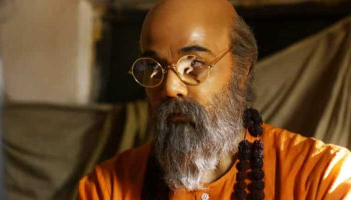 এত মেকআপের পরও নেতাজির মতো হতে পারেননি প্রসেনজিৎ