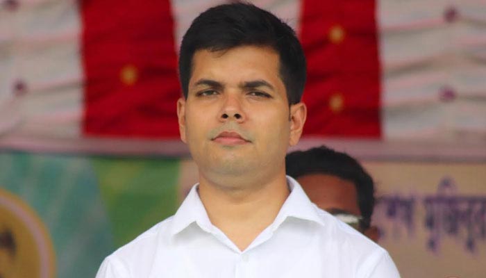 বাল্যবিয়ে ঠেকিয়ে সাড়া ফেলেছেন গুরুদাসপুরের ইউএনও