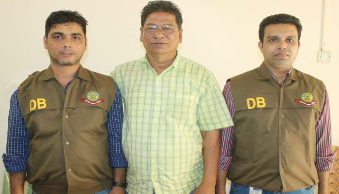 চট্টগ্রামে শীর্ষ সন্ত্রাসী কিরিচ বাবুল গ্রেফতার